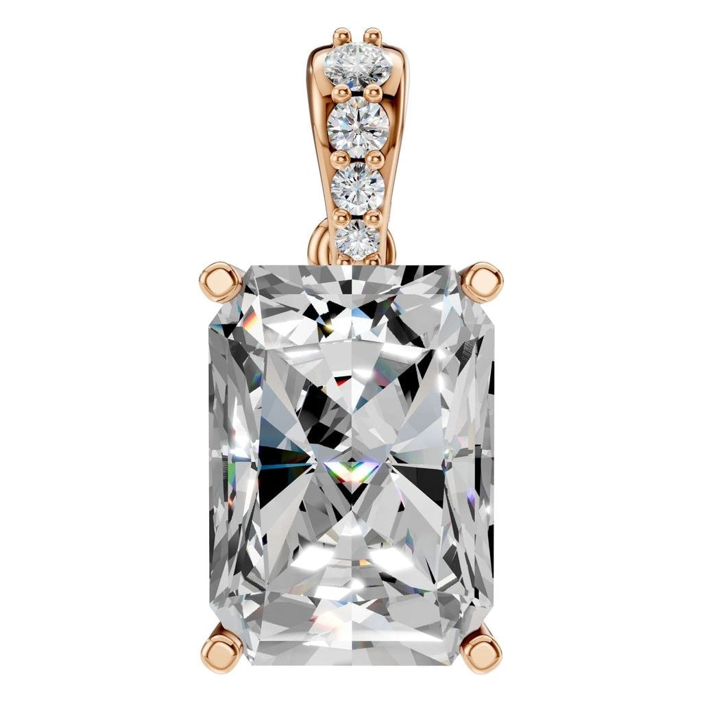 THE ZIOR PE-2878 Emerald Accented Solitaire – Roségold mit Diamantbesatz