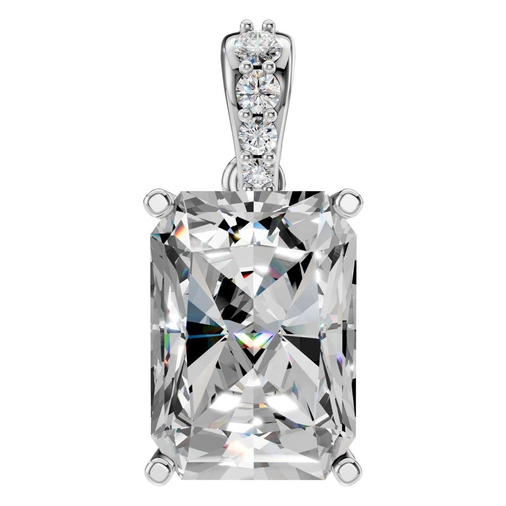 THE ZIOR PE-2878 Emerald Accented Solitaire – Weißgold mit Diamantbesatz